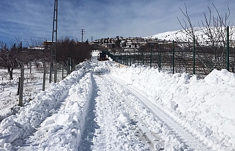 Büyükşehir Şehir Genelinde Karla Mücadelesini Sürdürüyor