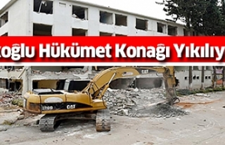Türkoğlu Hükümet Konağı Yıkılıyor